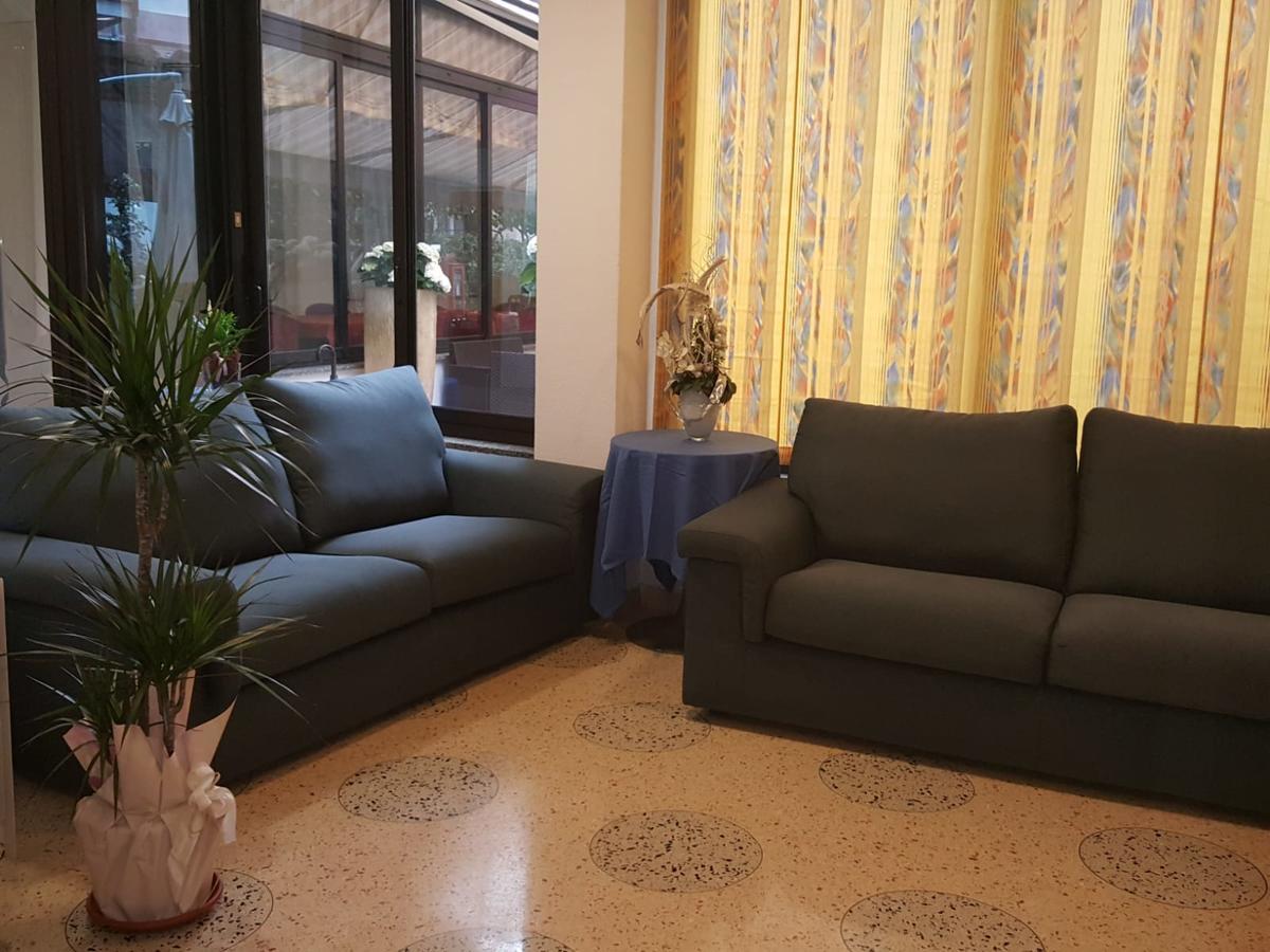Hotel Villa Camilla Varazze Zewnętrze zdjęcie